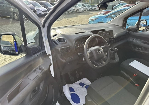 Toyota Proace City Verso cena 70900 przebieg: 104900, rok produkcji 2020 z Opole małe 121